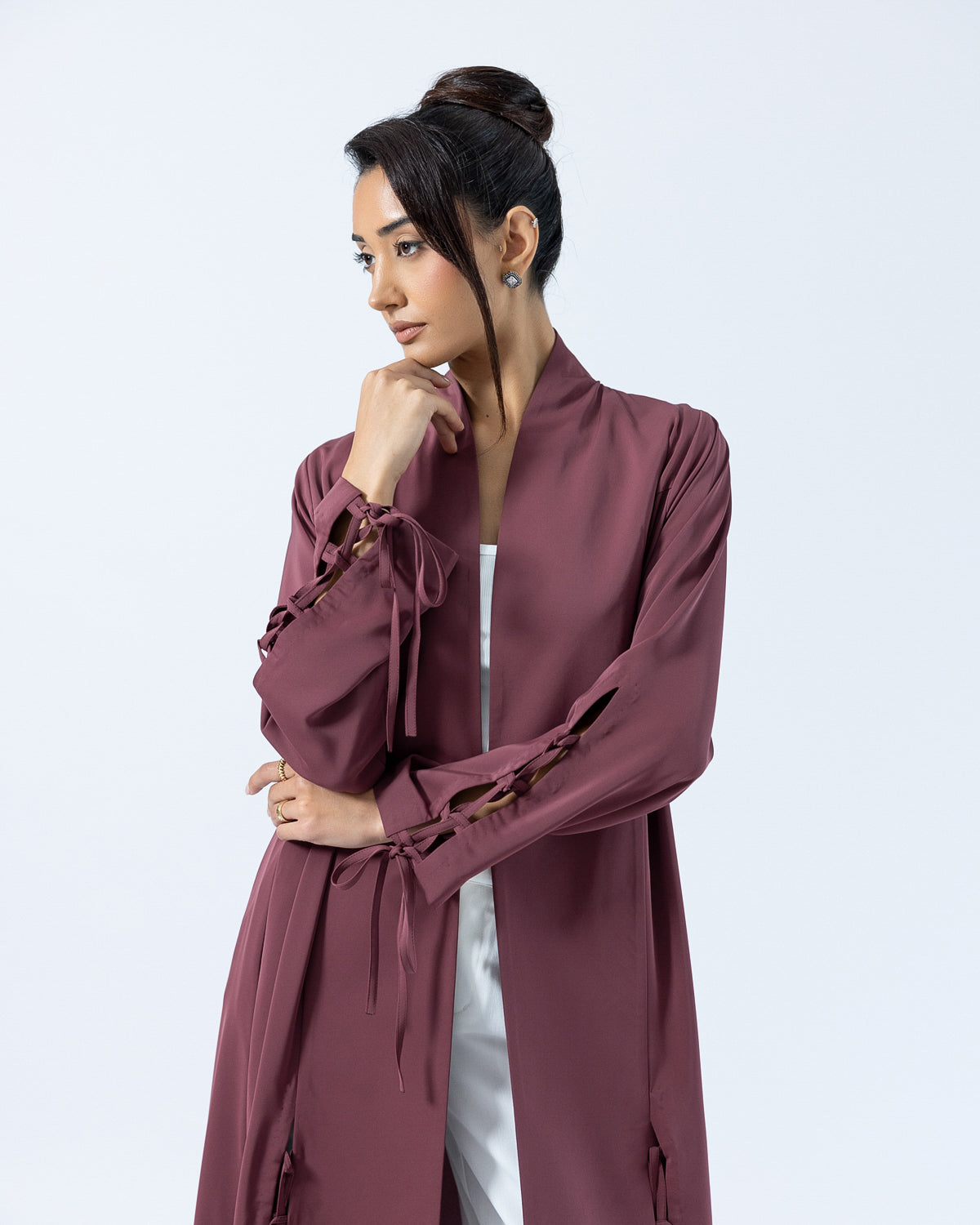 The Tie Abaya