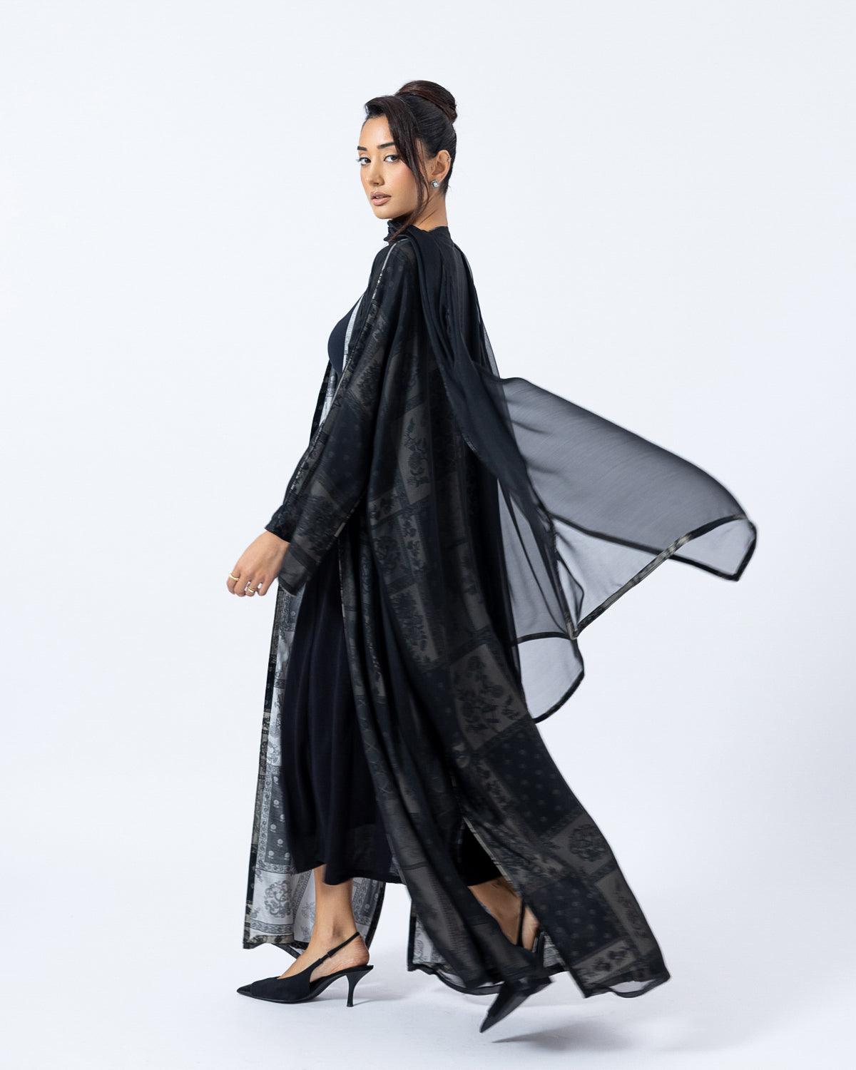 The Overlay Abaya
