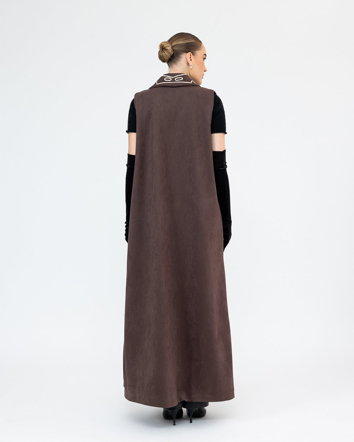 Sleeveless Suede Farwa with Embroidery