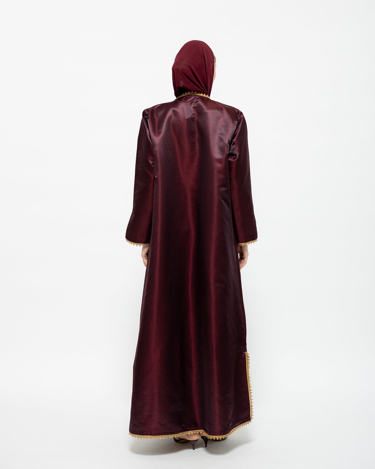 Horse Abaya image 1