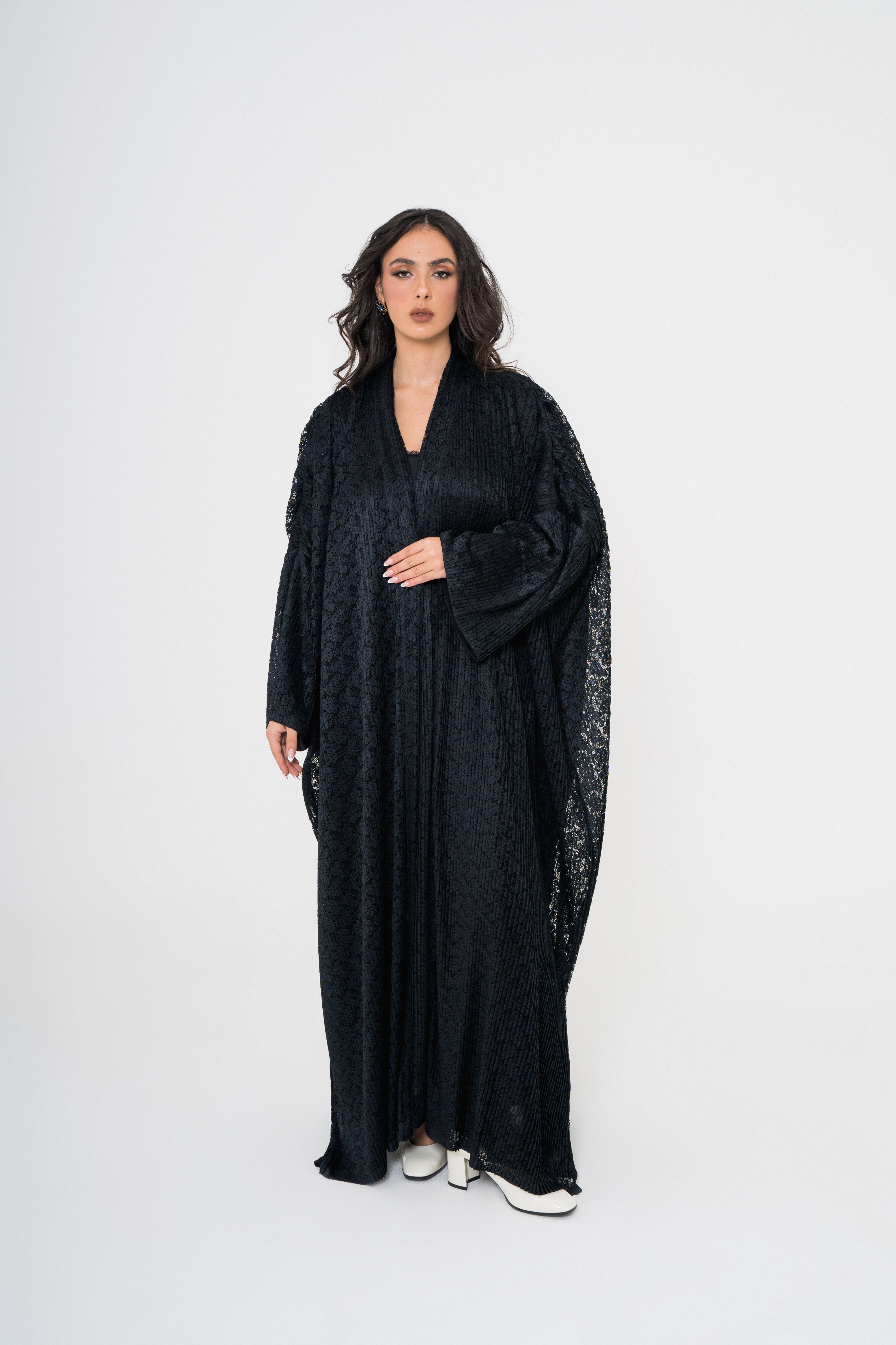 Pleated Lace Besht Abaya
