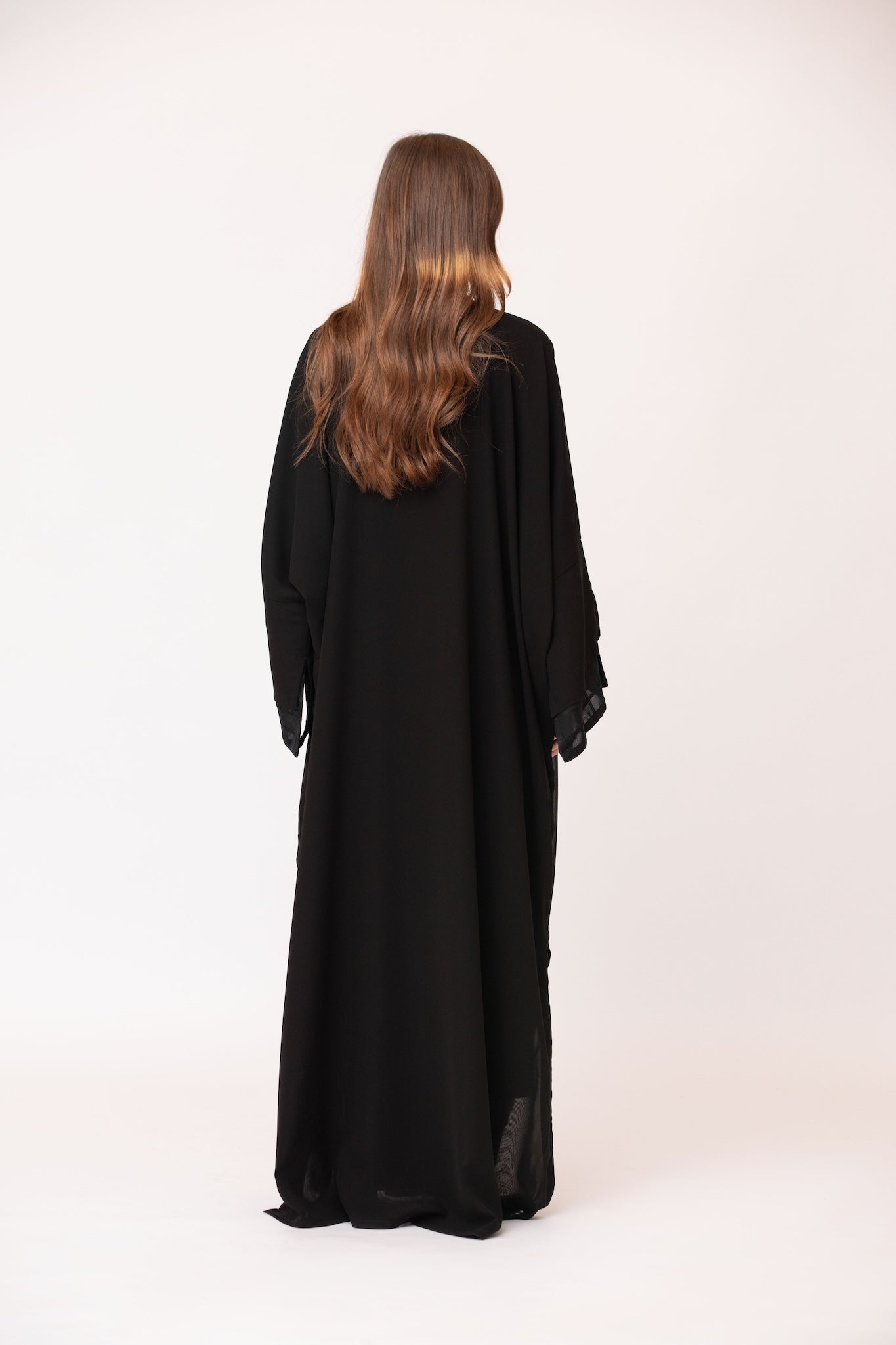 Check Detailed Abaya