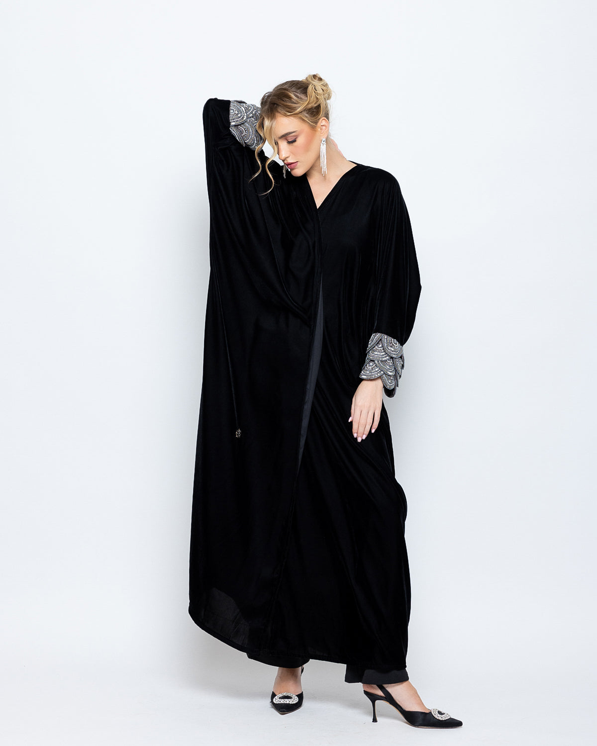 Velvet Abaya  image 1