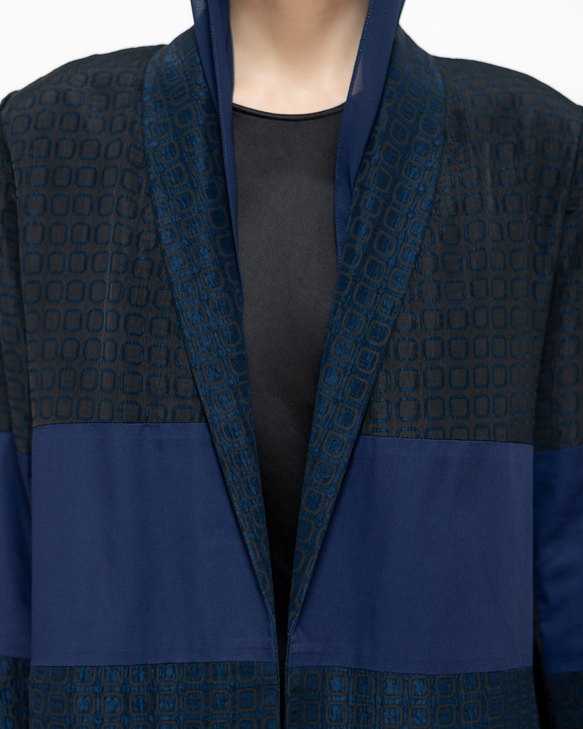 Jacquard Blazer Abaya image 4