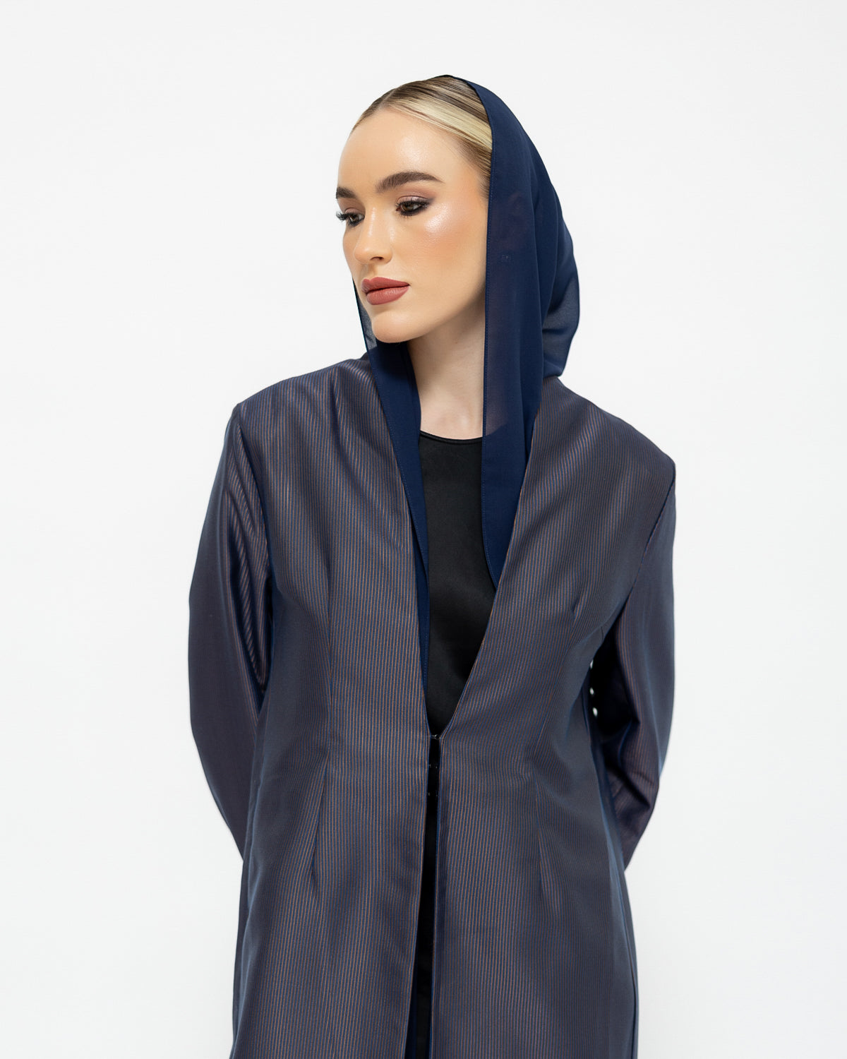 Tailored Abaya image 2