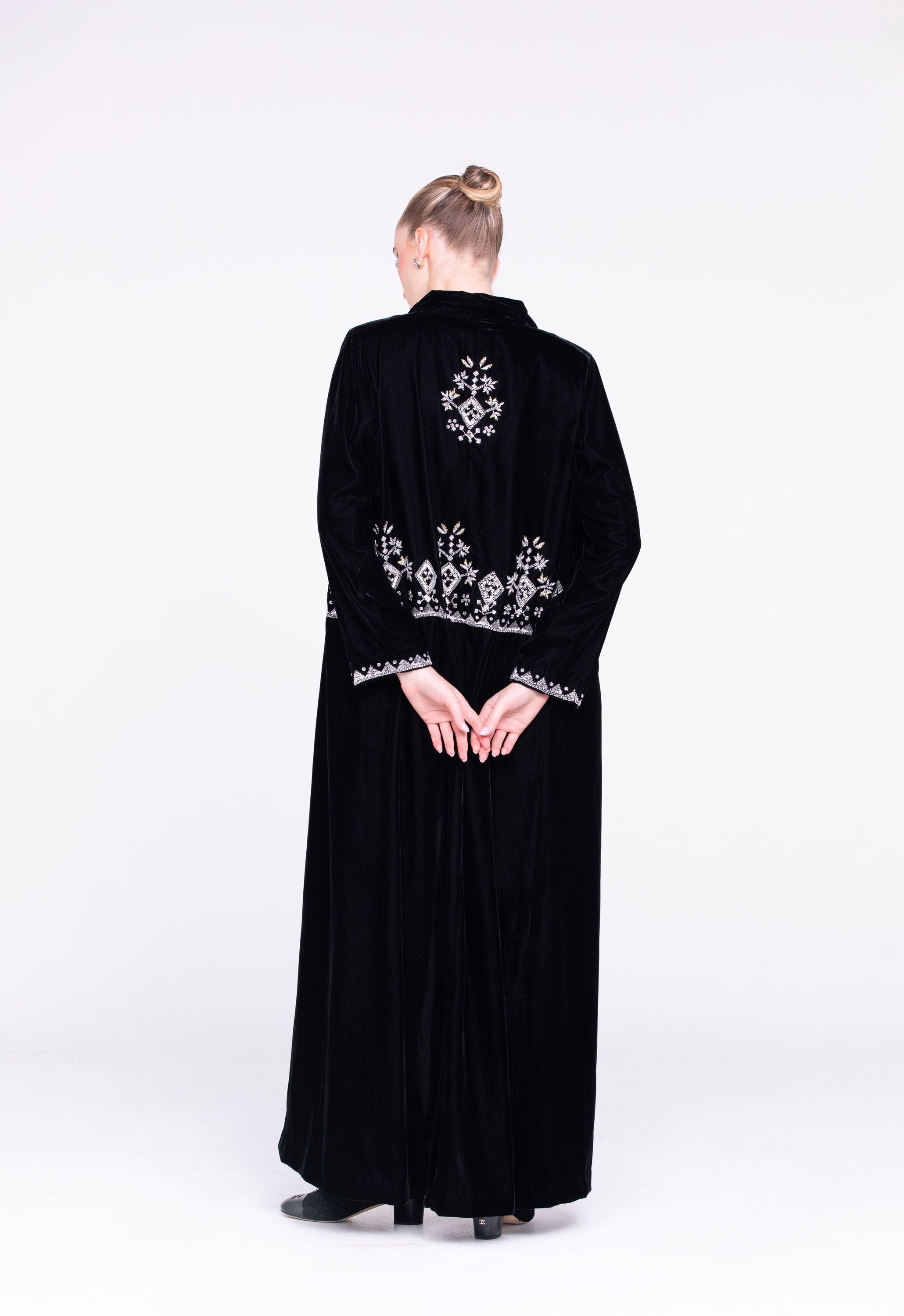 Velvet Abaya image 1