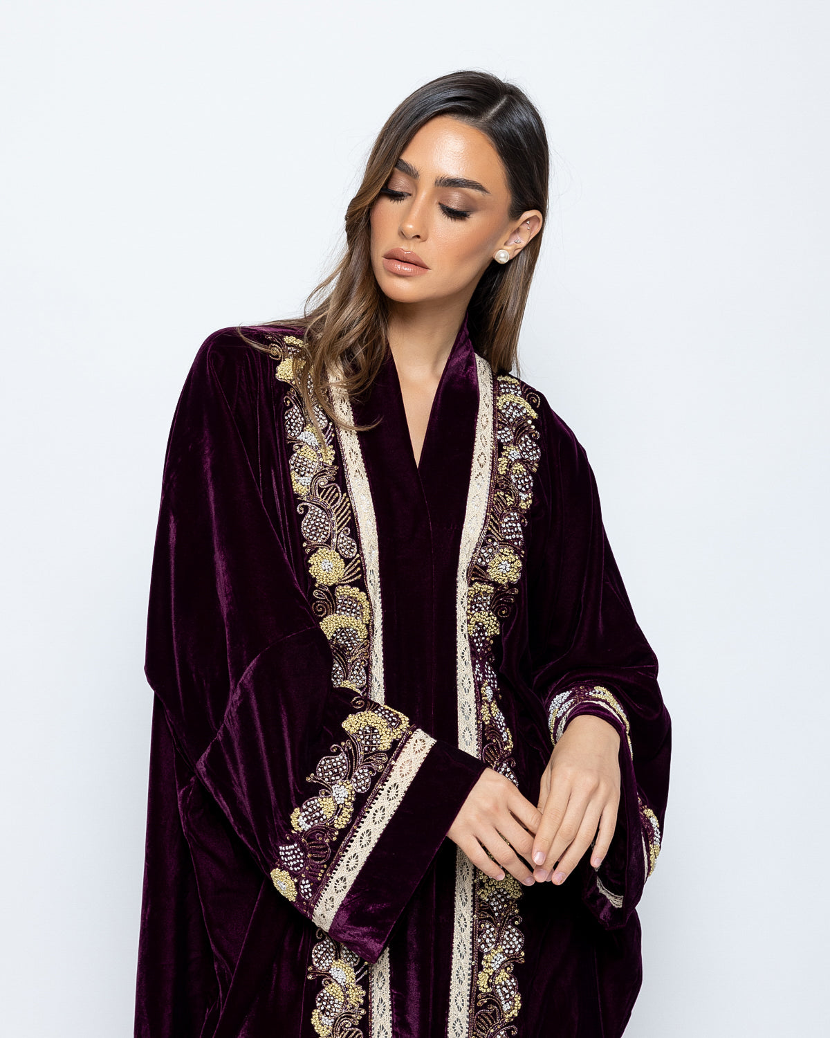 Velvet Embroidered Detail Abaya image 2