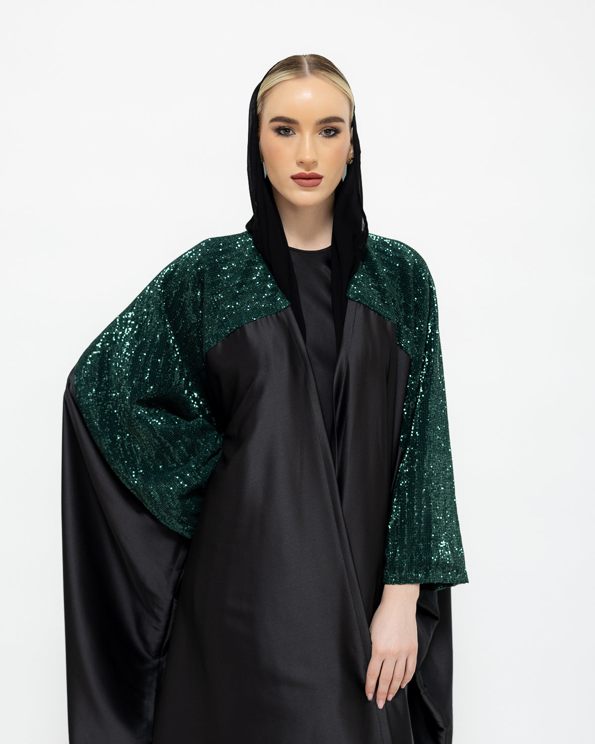Sequin Shoulder Abaya image 3
