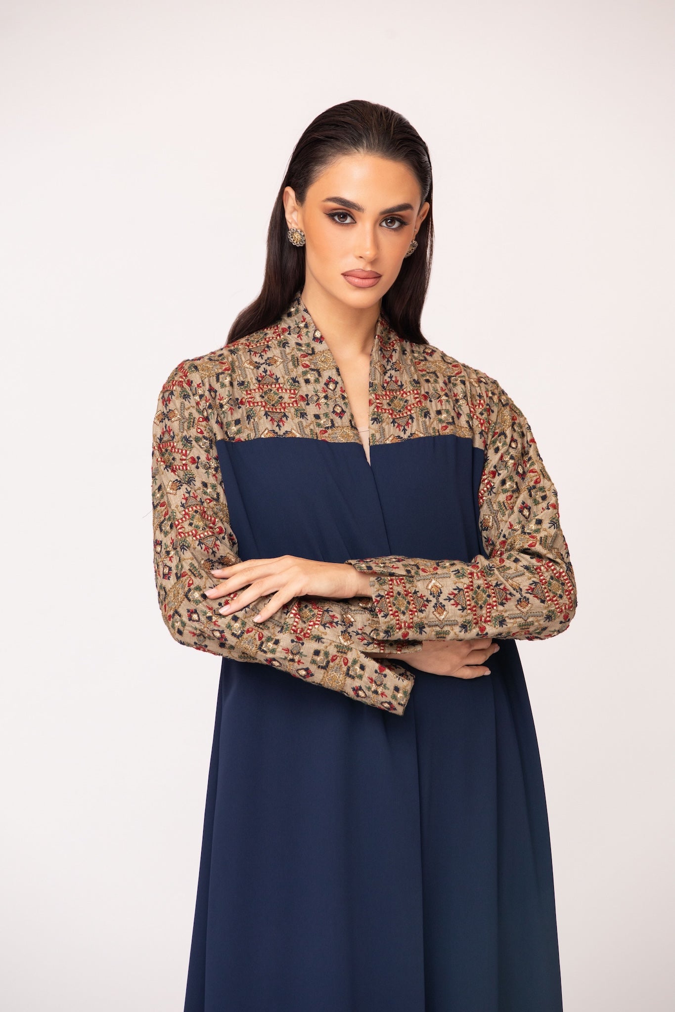 Embroidered Fabric Abaya