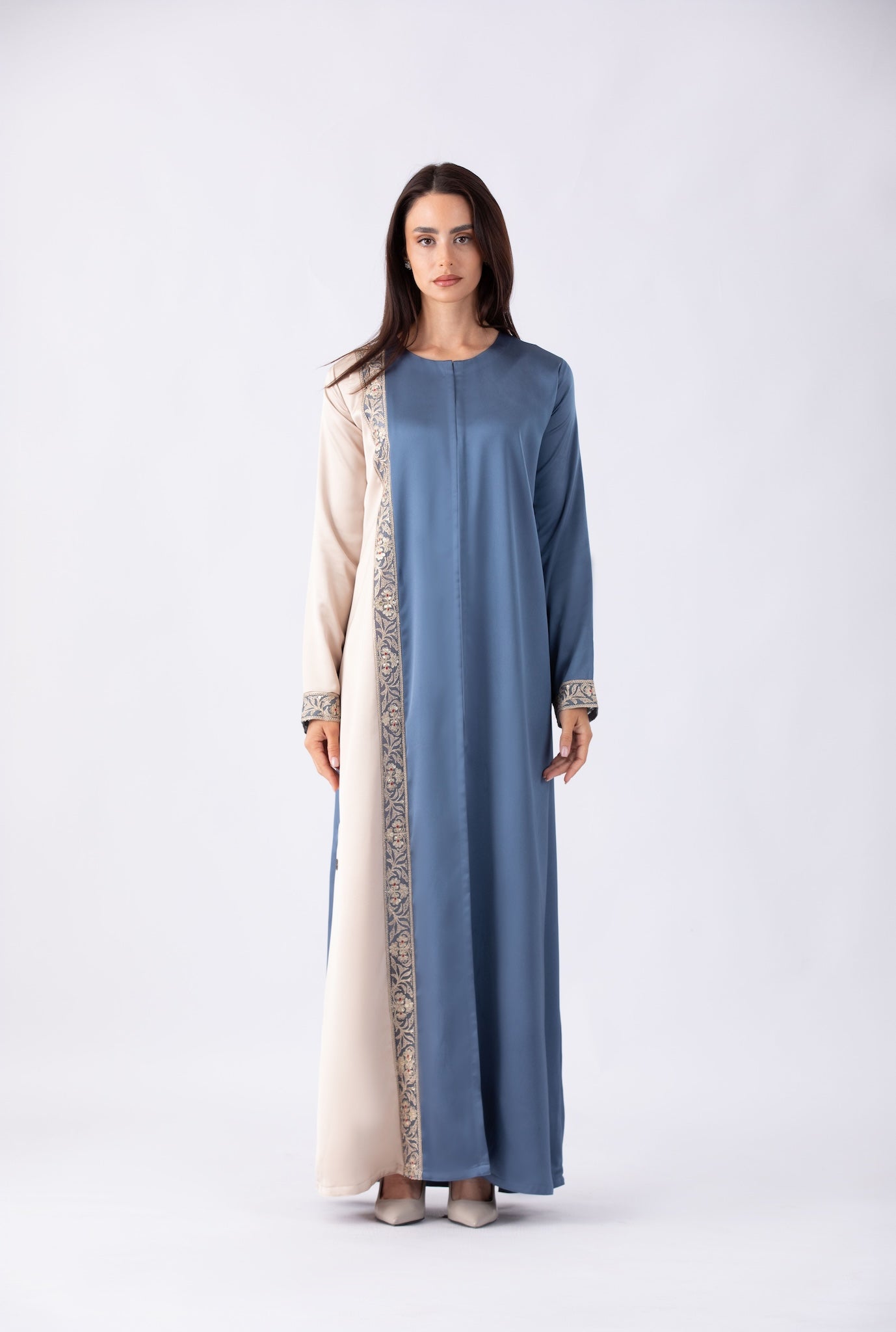 Dual-Toned Abaya with Lace Details