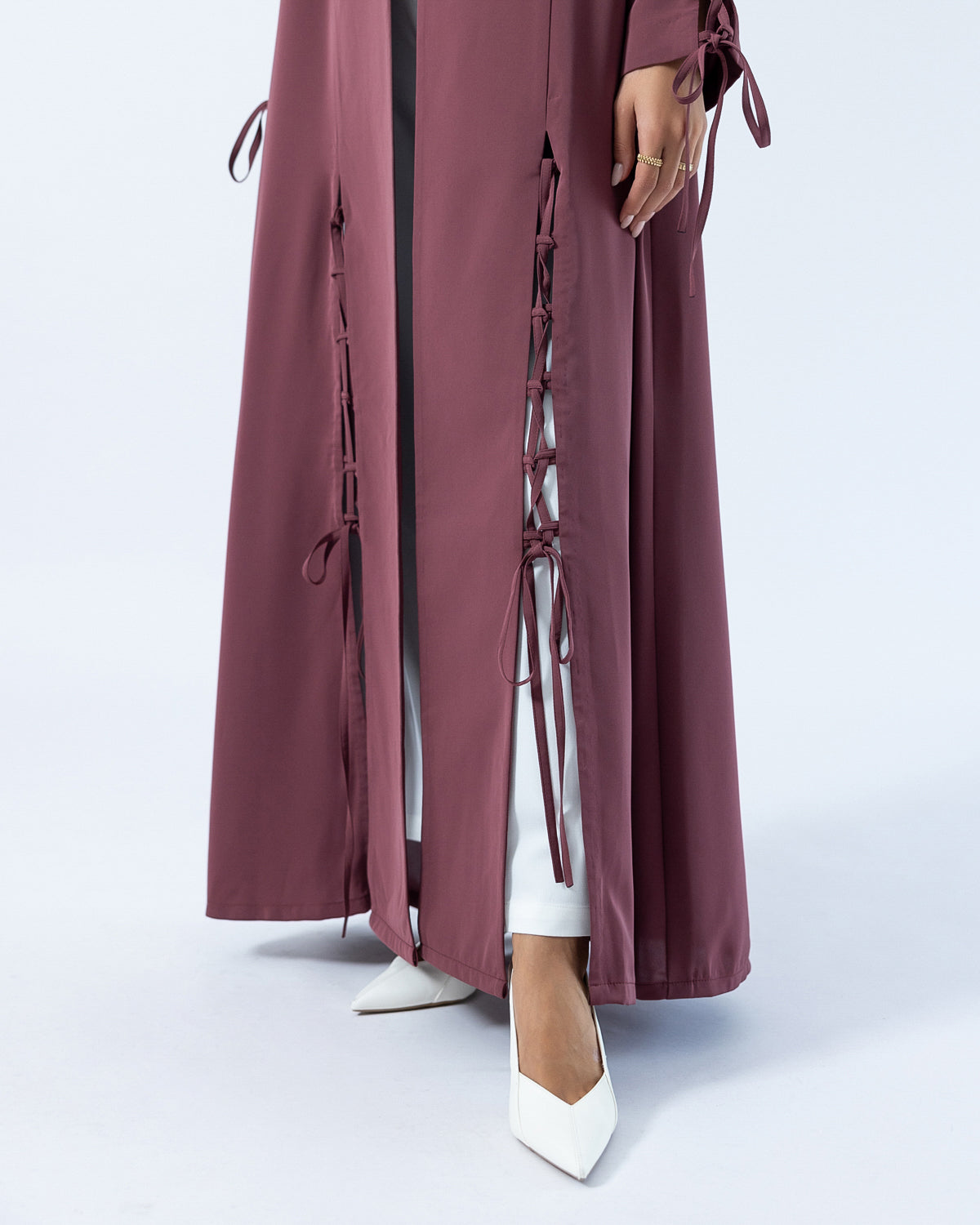 The Tie Abaya