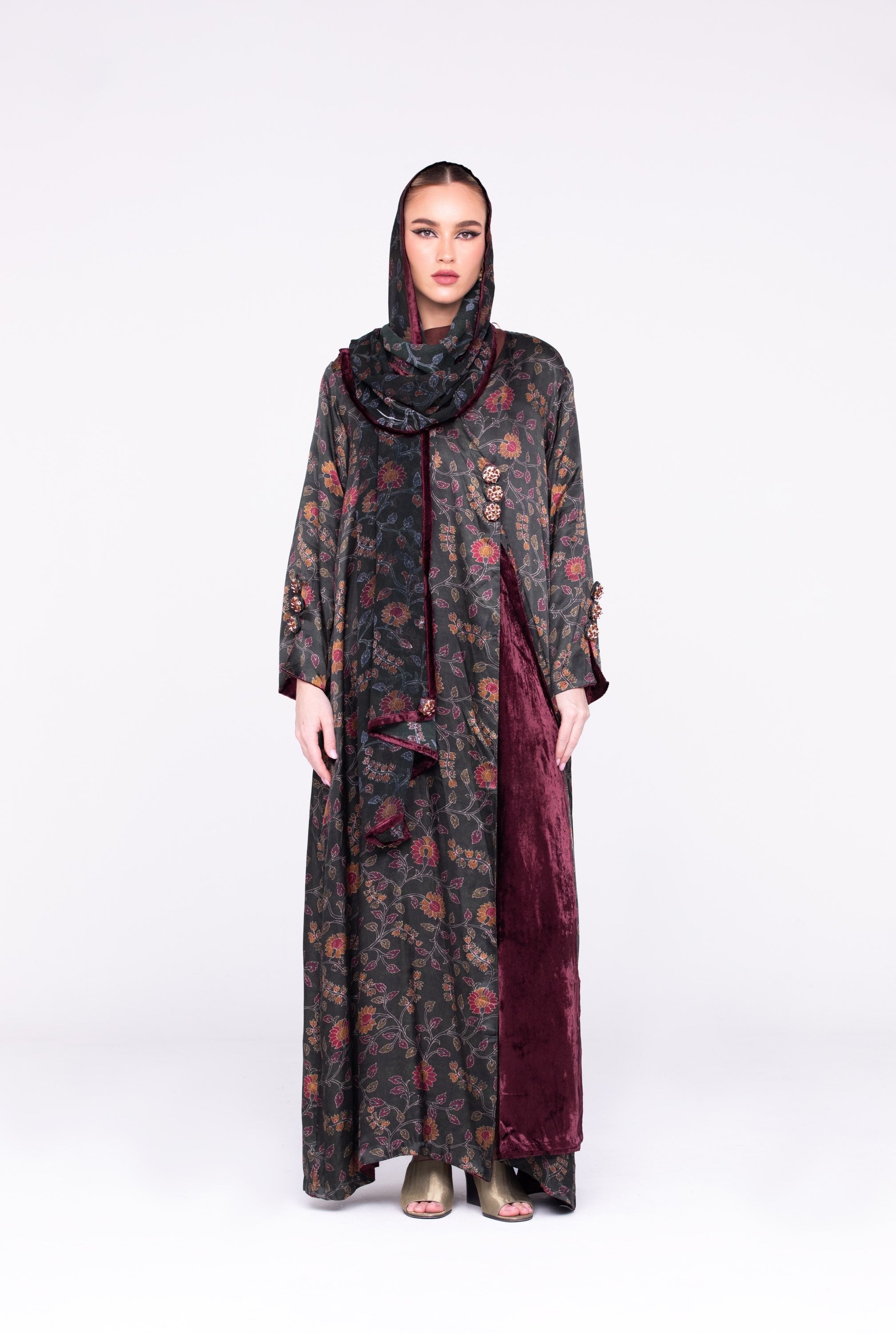 Reversible Abaya image 0