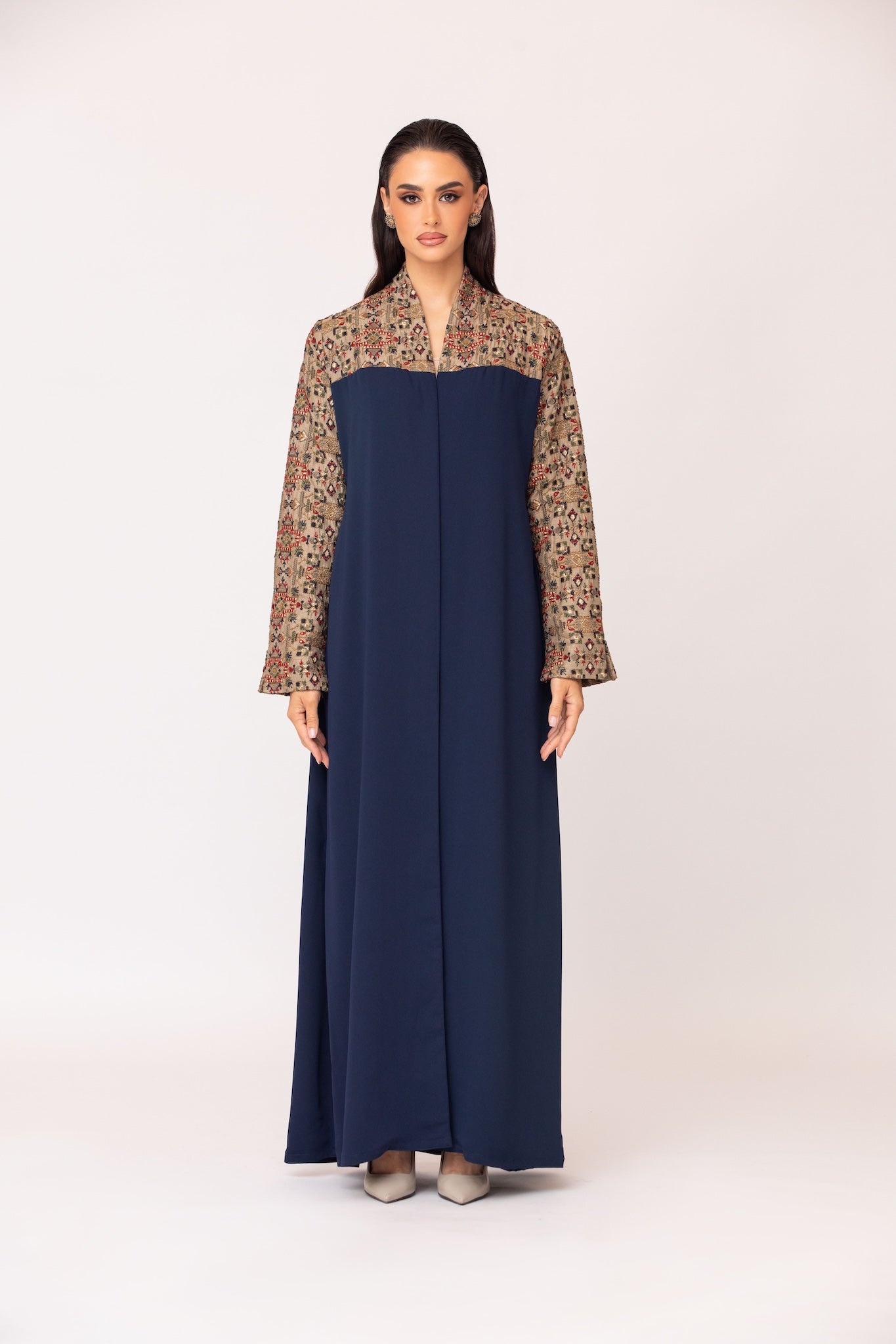 Embroidered Fabric Abaya