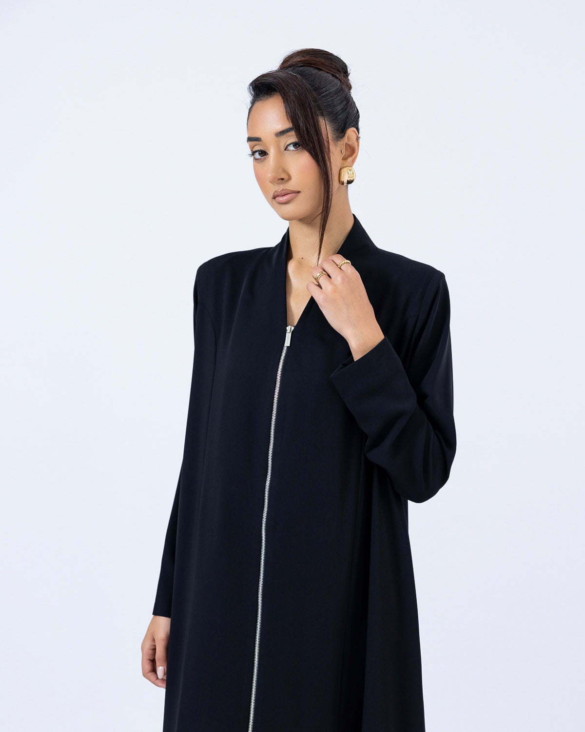 The Basic Zipper Abaya