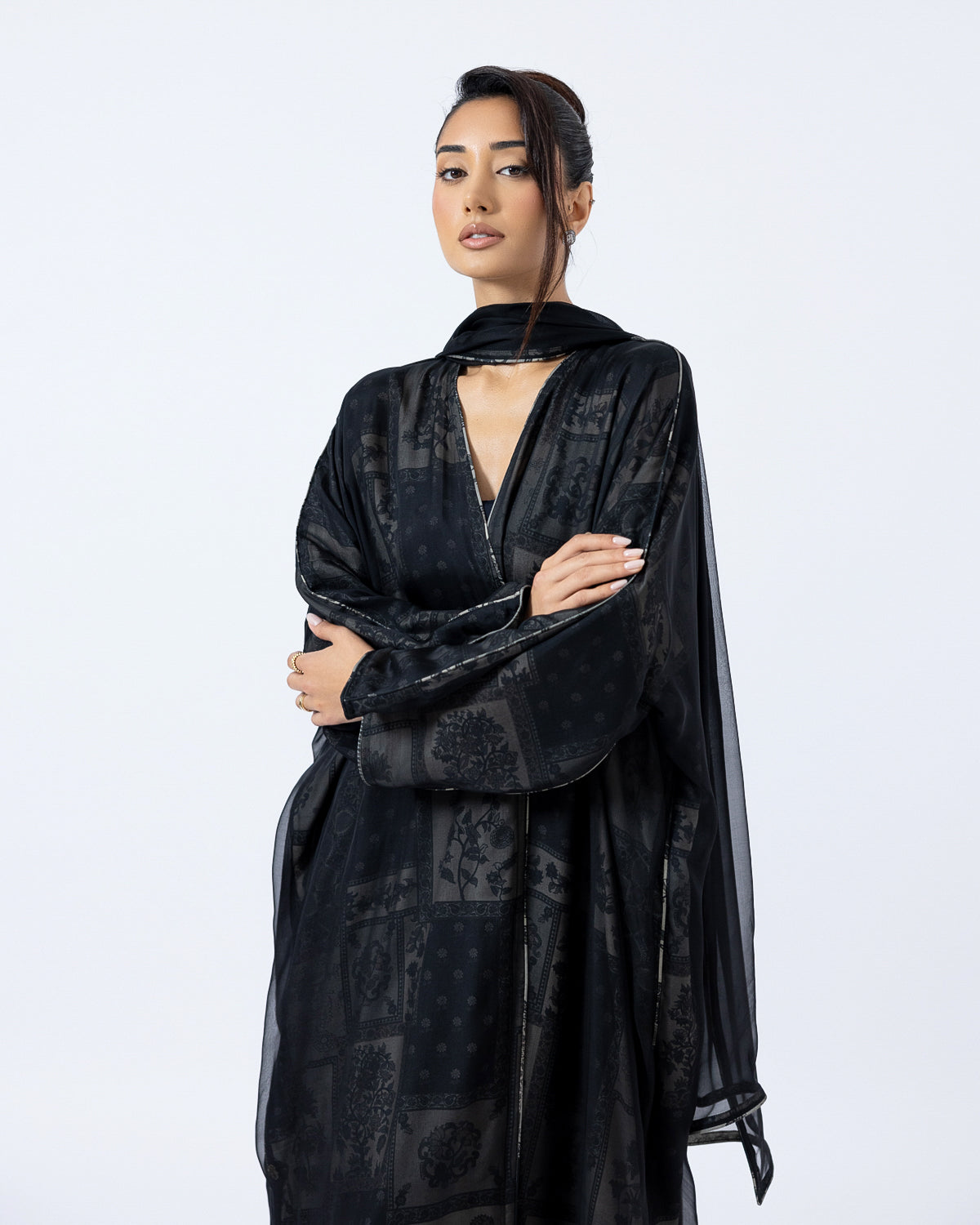 The Overlay Abaya