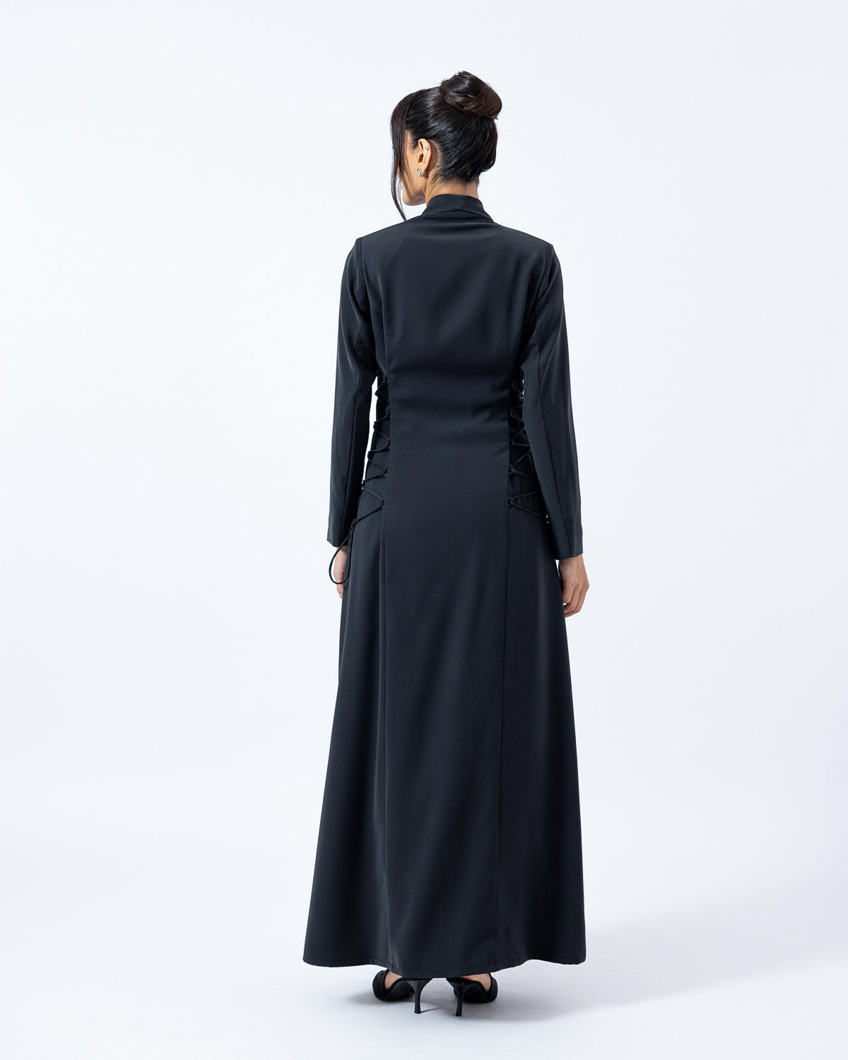 The Overlap Tie Abaya