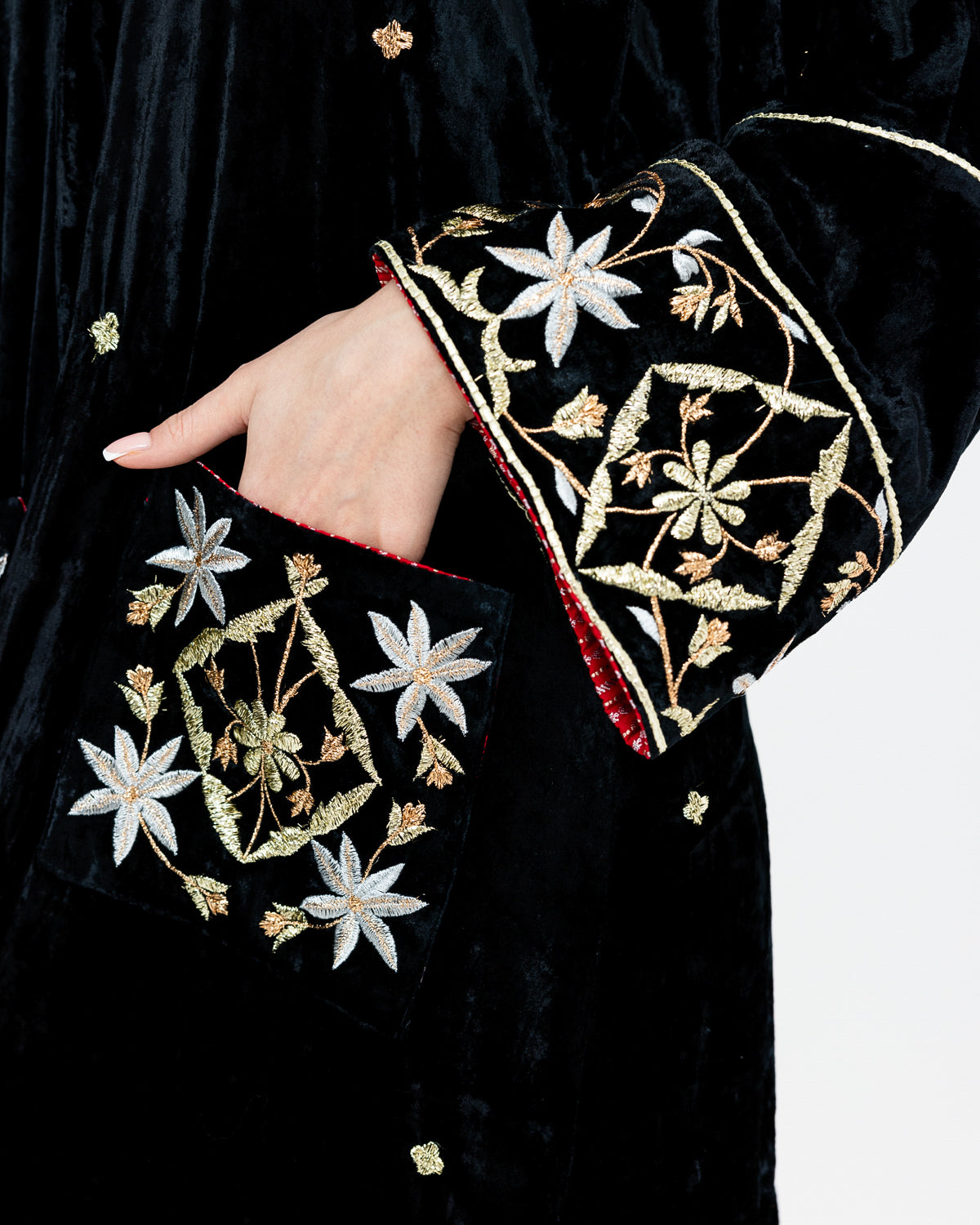 Pocket-Detail Embroidered Abaya