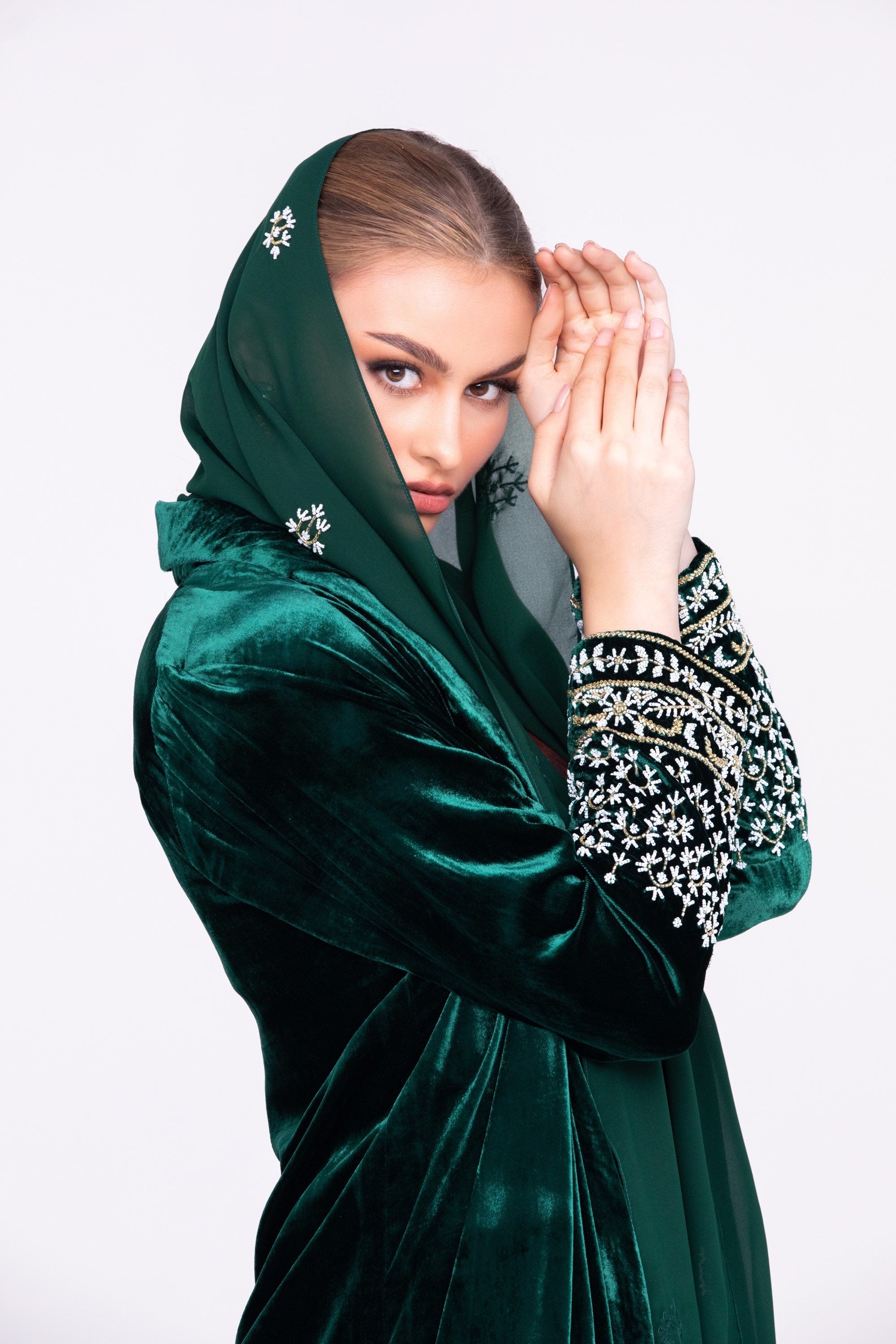 Velvet Abaya image 1