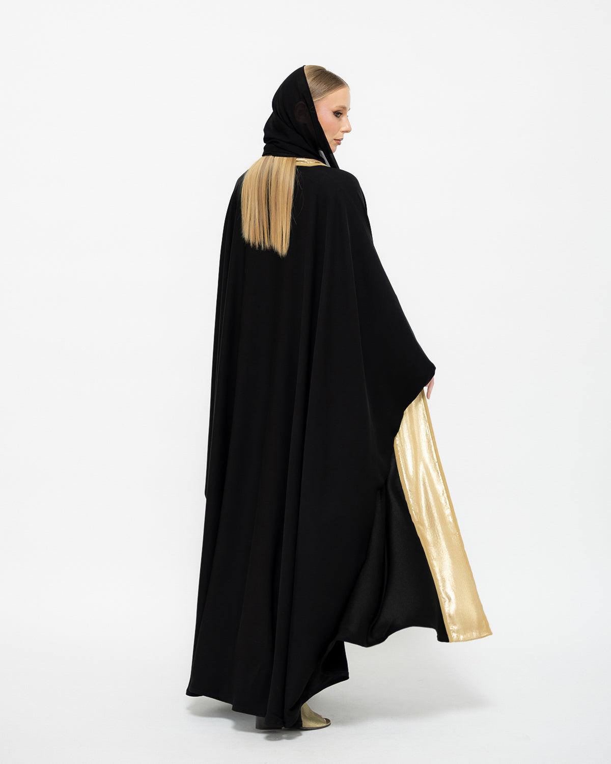 Silk Abaya image 2